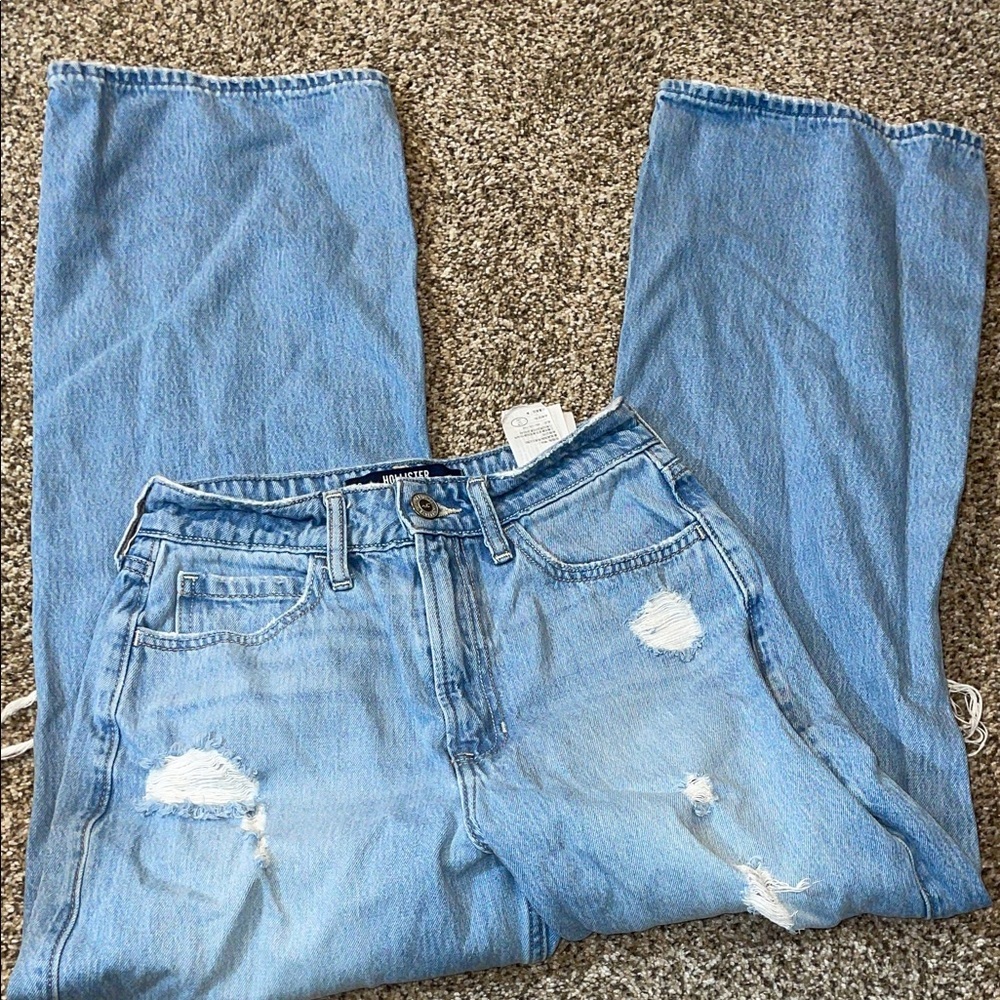 Hollister Light Blue Distressed Straight-Leg Jeans - Picture 4 of 4